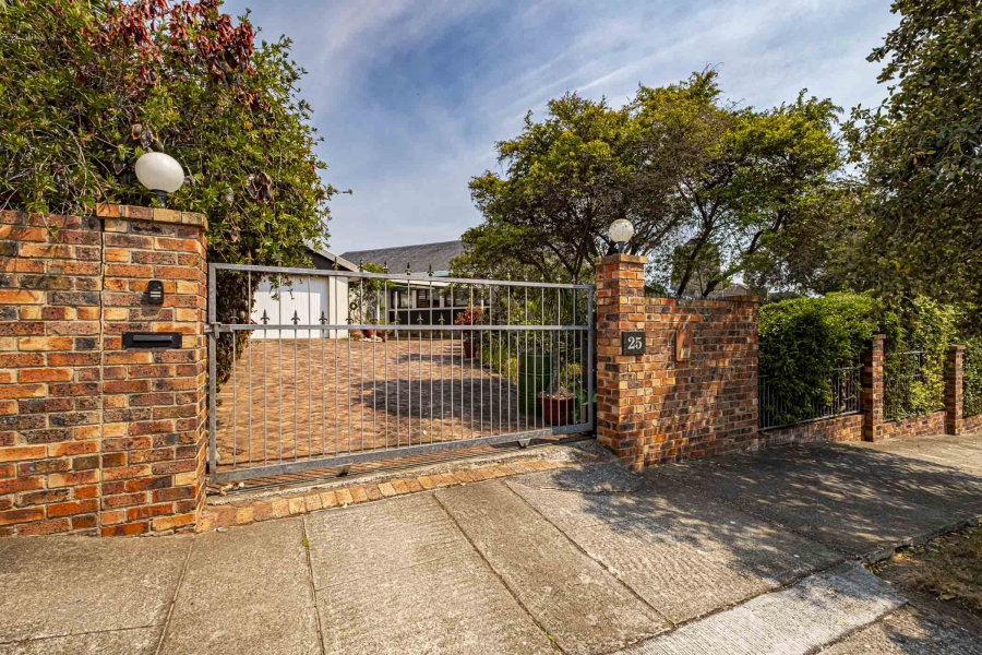 4 Bedroom Property for Sale in Parsons Hill Eastern Cape